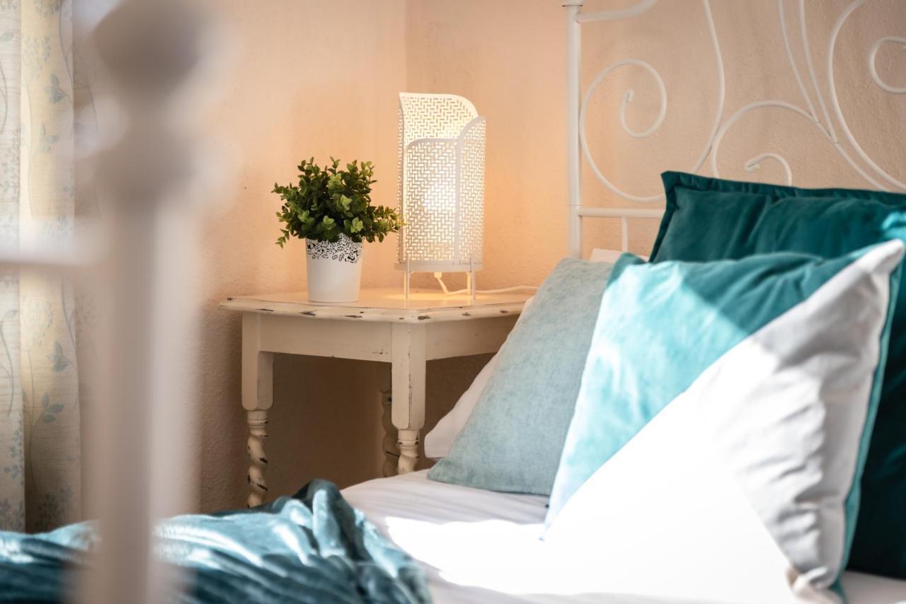 3-Bedroom House L Fast Wi-Fi L Garden L Newly Decorated L Close To Shops And Restaurants Bournemouth Exterior photo