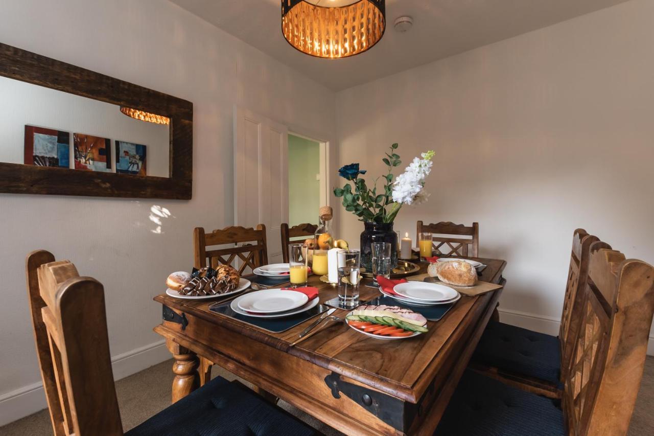 3-Bedroom House L Fast Wi-Fi L Garden L Newly Decorated L Close To Shops And Restaurants Bournemouth Exterior photo